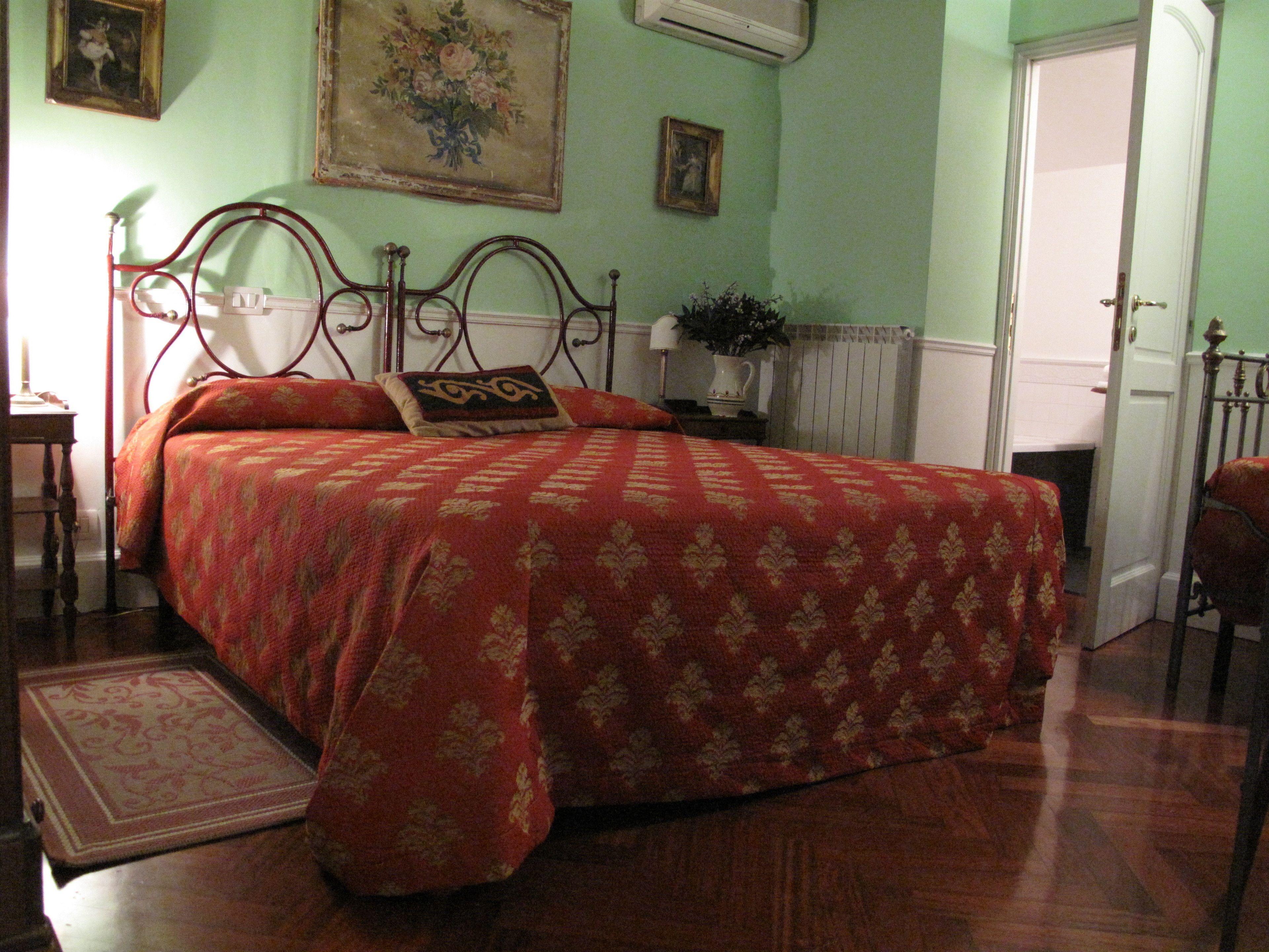 Guest House Arco Dei Tolomei — Photos 3